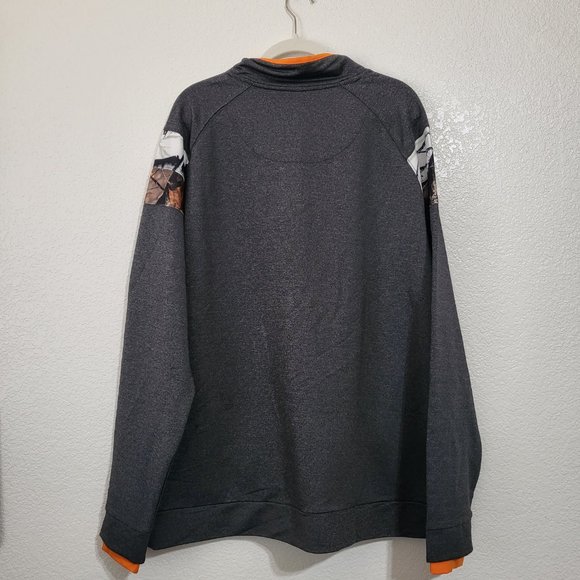 Men's Legendary Whitetails Hunt Bum Long Sleeves Gray Pullover Sweater - Picture 8 of 8